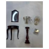 Dollhouse miniatures