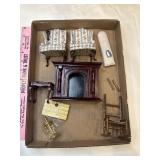 Dollhouse miniatures