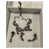 Costume, jewelry, necklace, and earrings