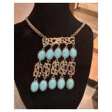 Costume jewelry necklace