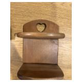 Wooden heart small shelf