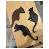 3 wooden shelf sitting cats