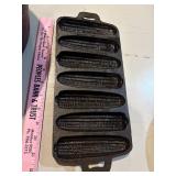 Cast iron cornstick pan 7s 26