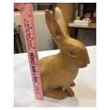 Heavy rabbit statue