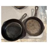 2 cast iron skillet 6.5"