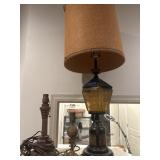 Assorted vintage lamps