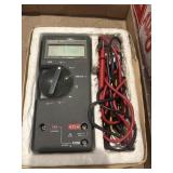 Fluke 73 multimeter