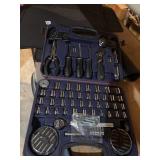100 piece garage tool set