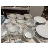 Noritake Reina 10 sets cups and saucers