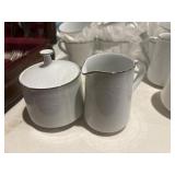 Noritake Reina cream and sugar