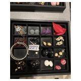 16 pair costume, jewelry earrings