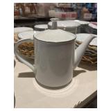 Noritake Reina teapot