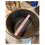 Lg 1800s dutch oven.