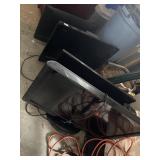 4 flatscreen TVs