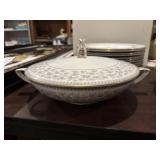 Nortake china 6933 Sharlene tureen