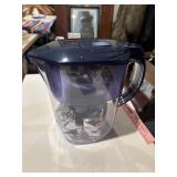 Filtered water pitcher
