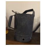 Vtg gas can
