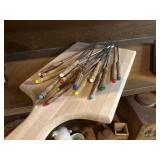 Cutting board and fondue forks