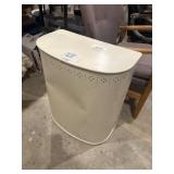 Vtg metal clothes hamper