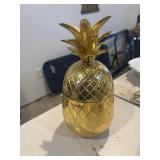 Brass colored metal pineapple