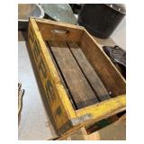 1964 Pepsi-Cola wooden crate yellow