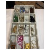 16 costume, jewelry necklaces