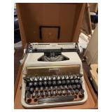 Underwood vintage typewriter