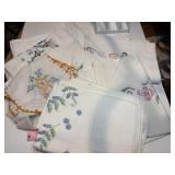 Vtg linens