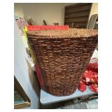 Nice wicker clothes, hamper basket