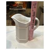 Vintage Pfaltzgraff Heritage white water pitcher