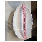 Vintage Indiana glass milk glass fruit bowl