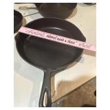 Cast iron pan #7A