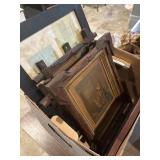 7 vintage picture frames
