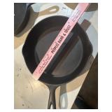 #7 PIQUAware cast iron pan, small crack