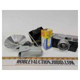 Vintage Bell & howellCannon Canonet 19
