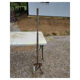Square shovel