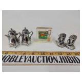 Vintage salt&pepper shakers souvenirs