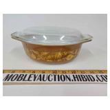 Pyrex 043 with lid
