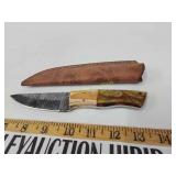 Damascus knife with sheath