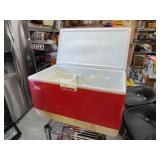 Coleman cooler with all the accessories