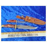 2 knifes with sheath