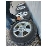 Nice 6 lug Chevy 275/60/20 rims and tires with