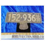 Rare unusual 1930 ILL plate with badge
