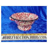 Red splatter wear enamel colander