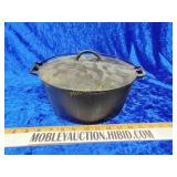 Antique ERIE Marked #8 dutch oven early pc