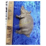 Vintage cast iron pig paperweight
