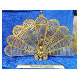 Brass fireplace screen collapsible