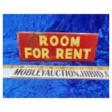 Vintage reflective rooms for rent sign