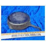 No 8 Griswold cast iron