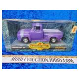 Ertl 1956 Ford truck
